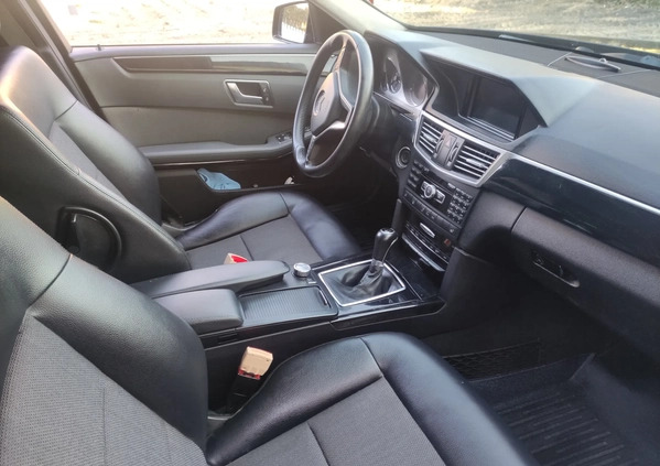 Mercedes-Benz Klasa E cena 72000 przebieg: 88000, rok produkcji 2012 z Siedlce małe 211